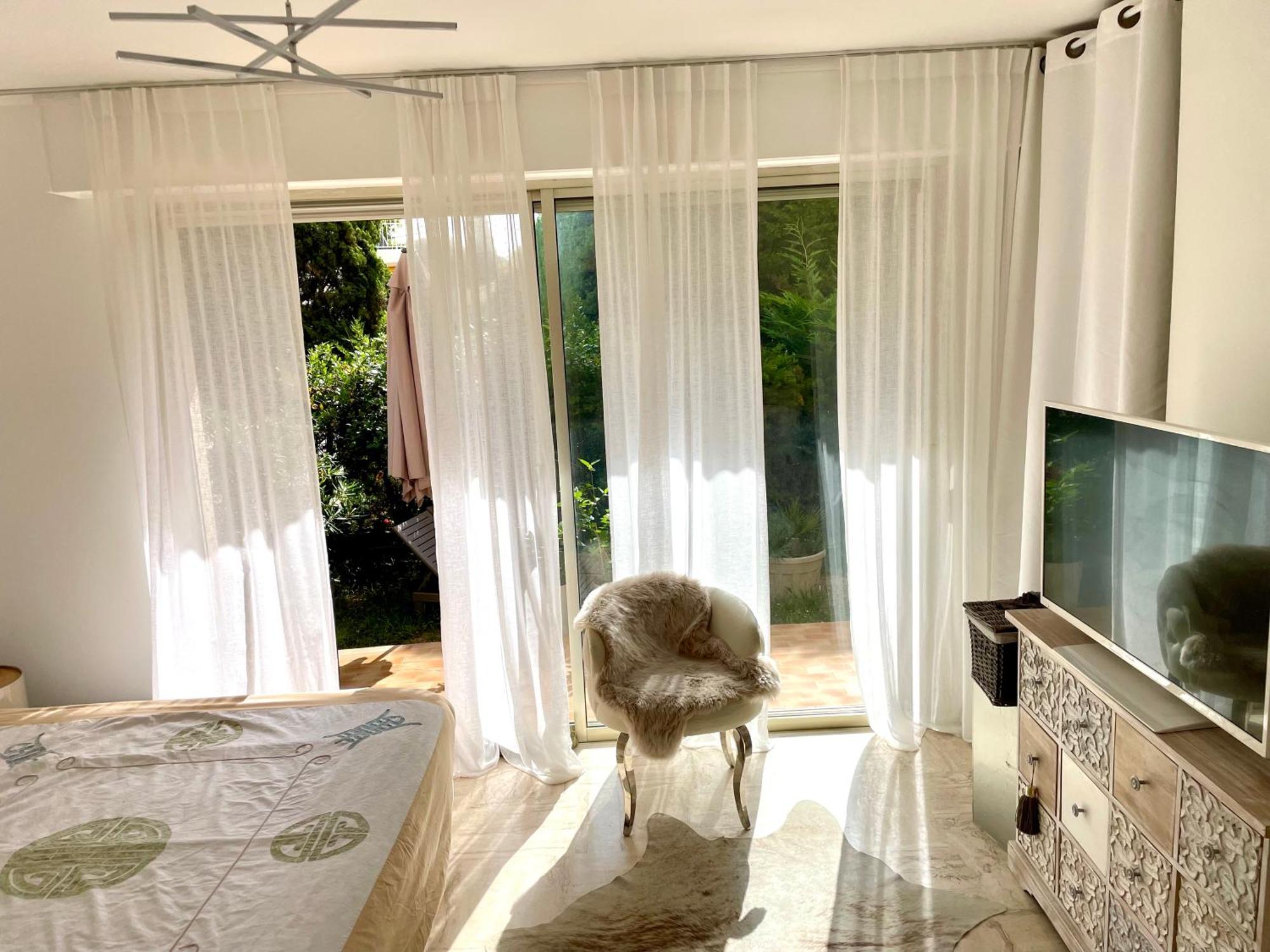 Appartement Bel Cap D Avec Terrasses Et Jardins Antibes